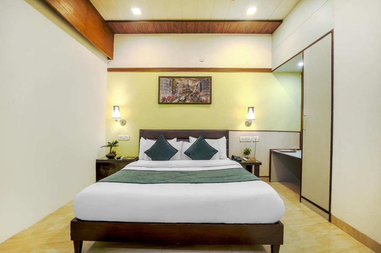 Hotel Seven- Center Of City จัณฑีครห์ ภายนอก รูปภาพ