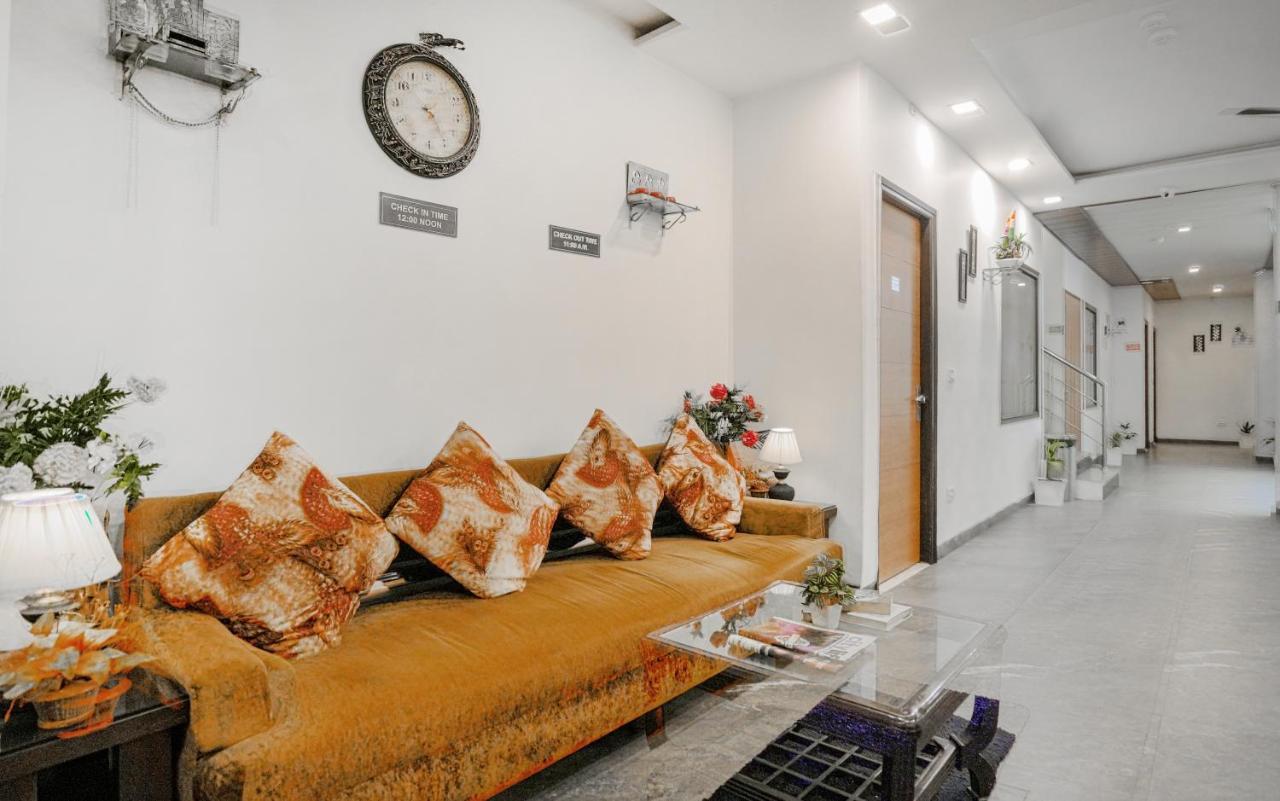Hotel Seven- Center Of City จัณฑีครห์ ภายนอก รูปภาพ